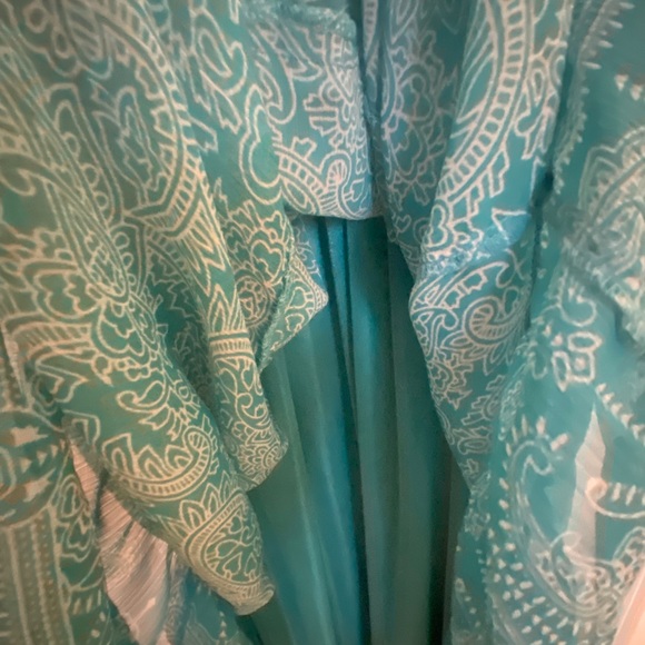 Guess Maxi Dress - Picture 2 of 3